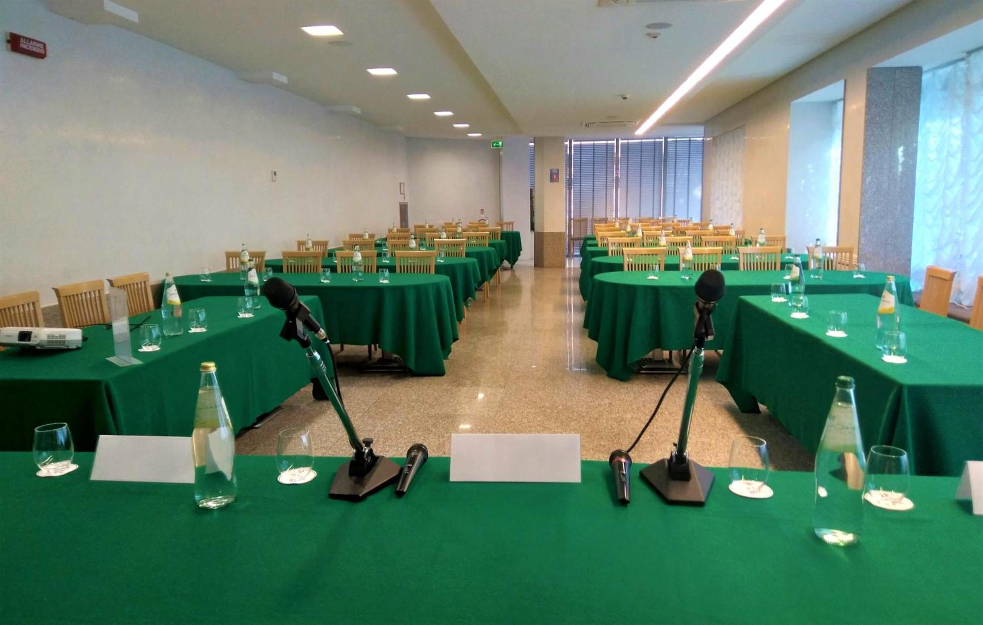 Hotel Poker Riccione Exteriör bild